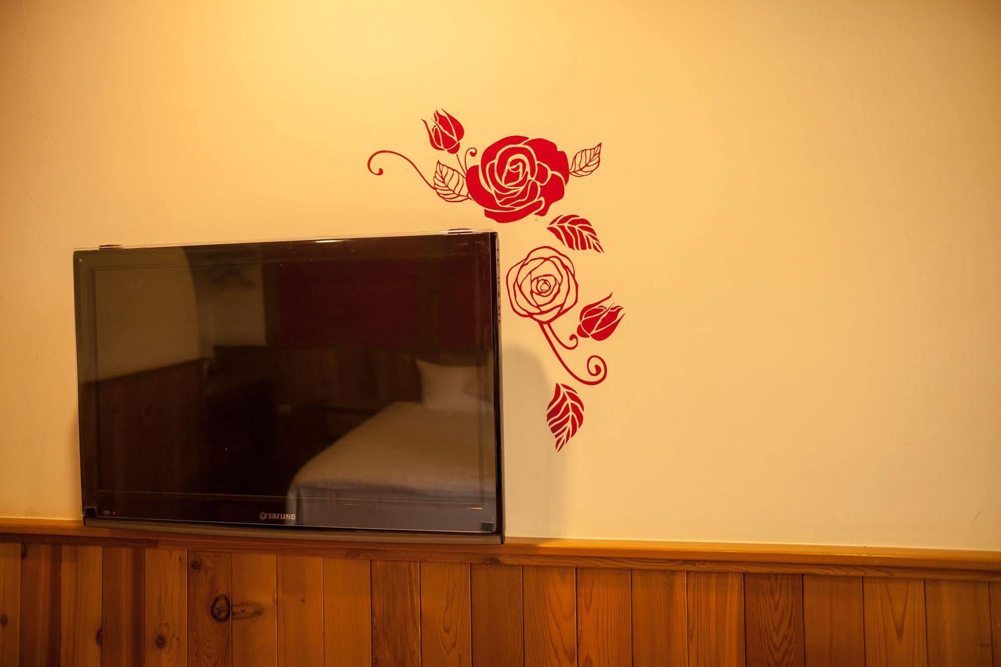 山久蒔x勺光 Bed and Breakfast Yuchi Eksteriør billede